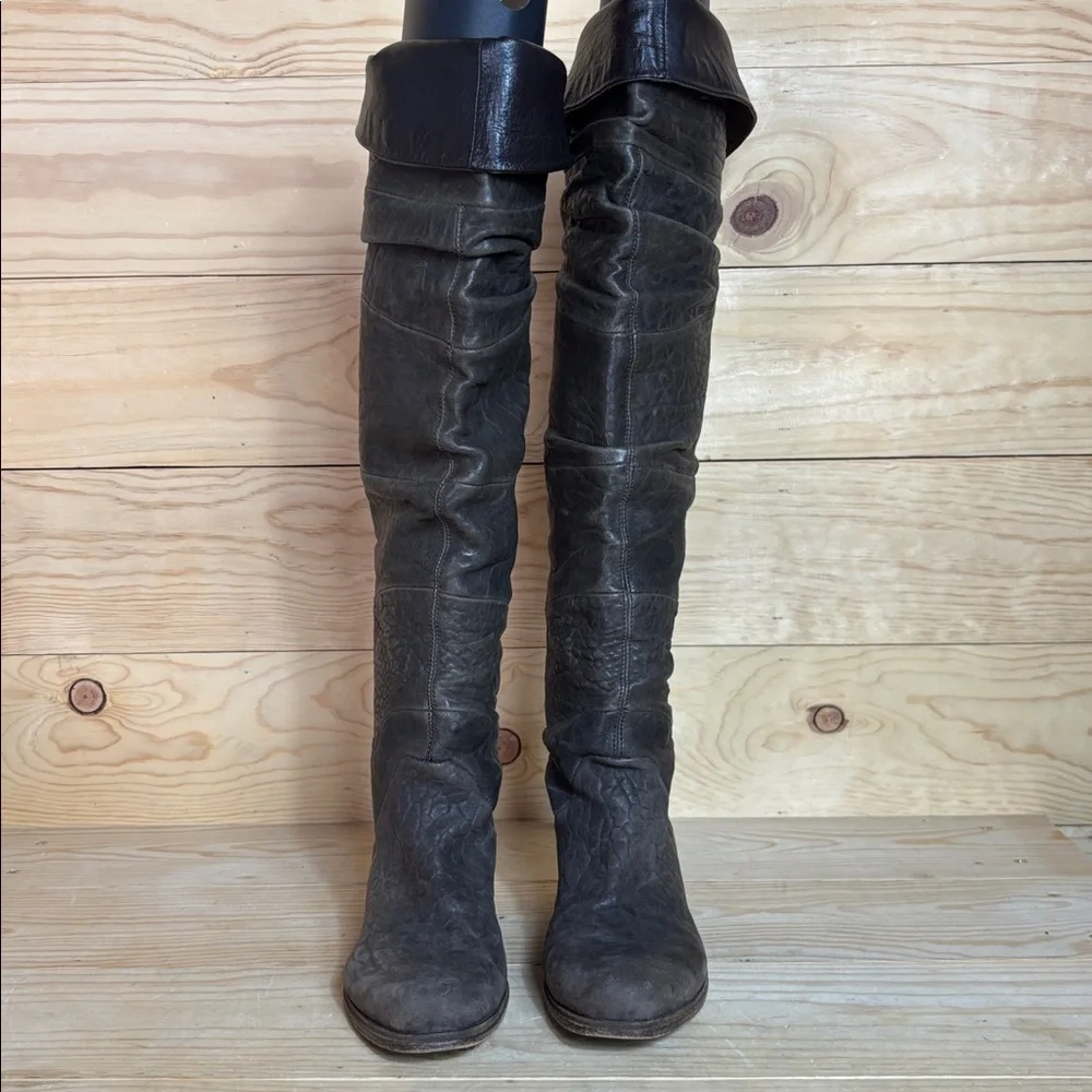 Vic Matie Women's Tall‎ knee high Leather Brown Boots